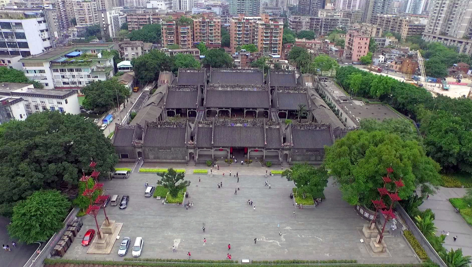 领略各地那些布局独特的古建筑,其中广东最大的合族祠不可错过_陈家祠