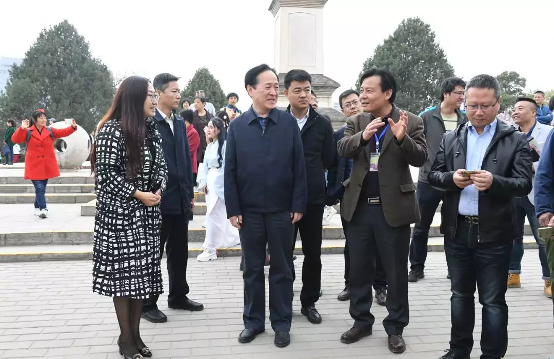 雁塔区召开2019第三届雁塔国际樱花节现场工