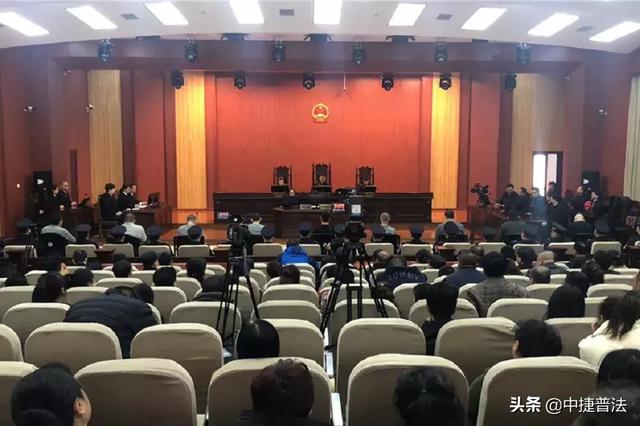 扫黑除恶99人获刑黑龙江各地法院对18件黑恶势力犯罪案件同步公开宣判