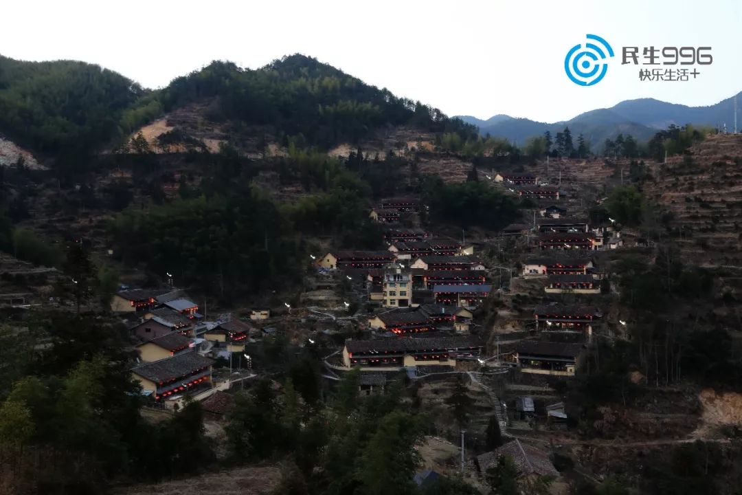 寻找浙江那片"红:景宁畲族自治县茶歌飘满山_张坑村