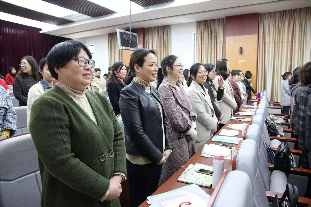 礼仪短片认真听课做好笔记迎亚运盛会,学文明礼仪,蒋建丽围绕礼仪主题