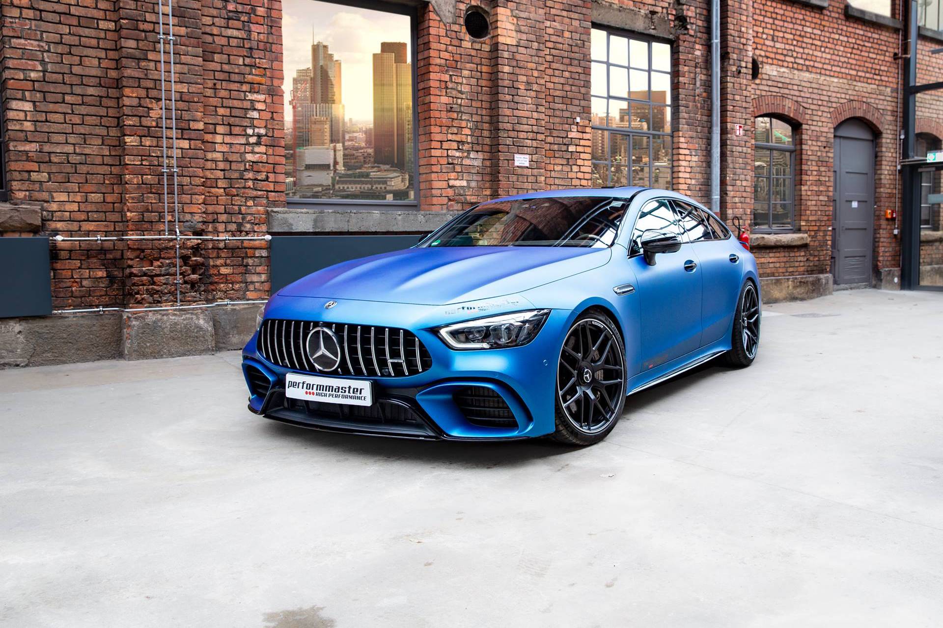 奔驰mercedes-amg gt 63 s增至730 hp限量版