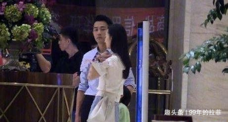 杨疑婚纱照_婚纱照风格(3)