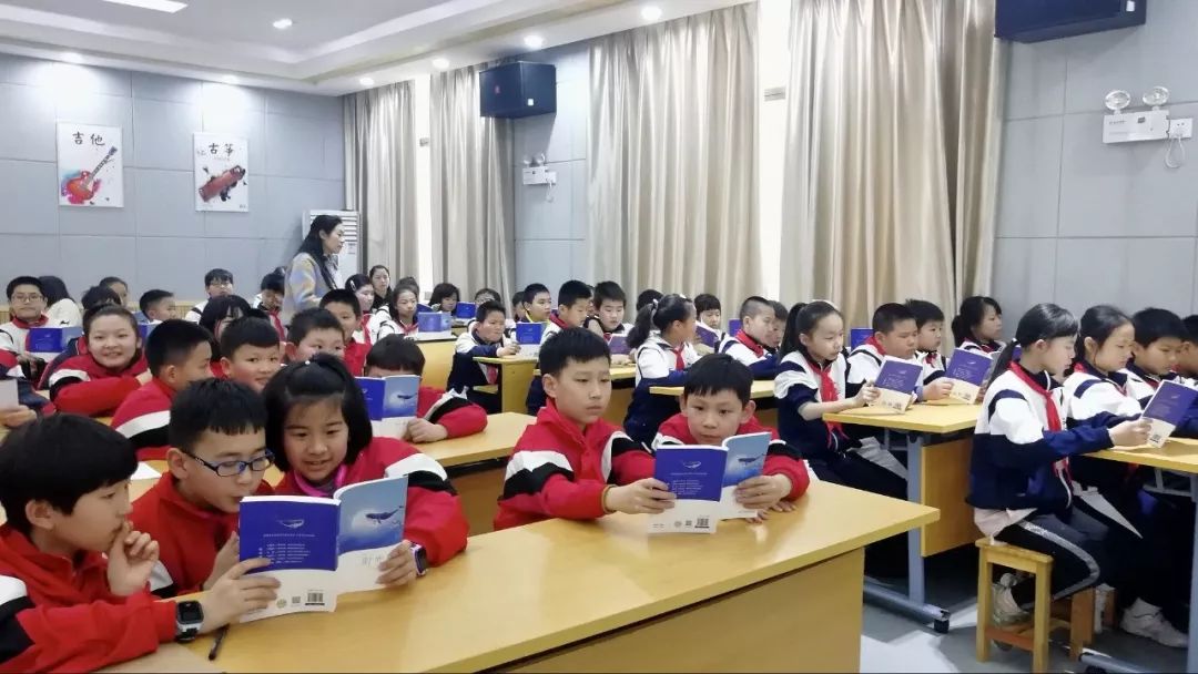 时光岛图书分享会第二站营盘路小学清水塘小学