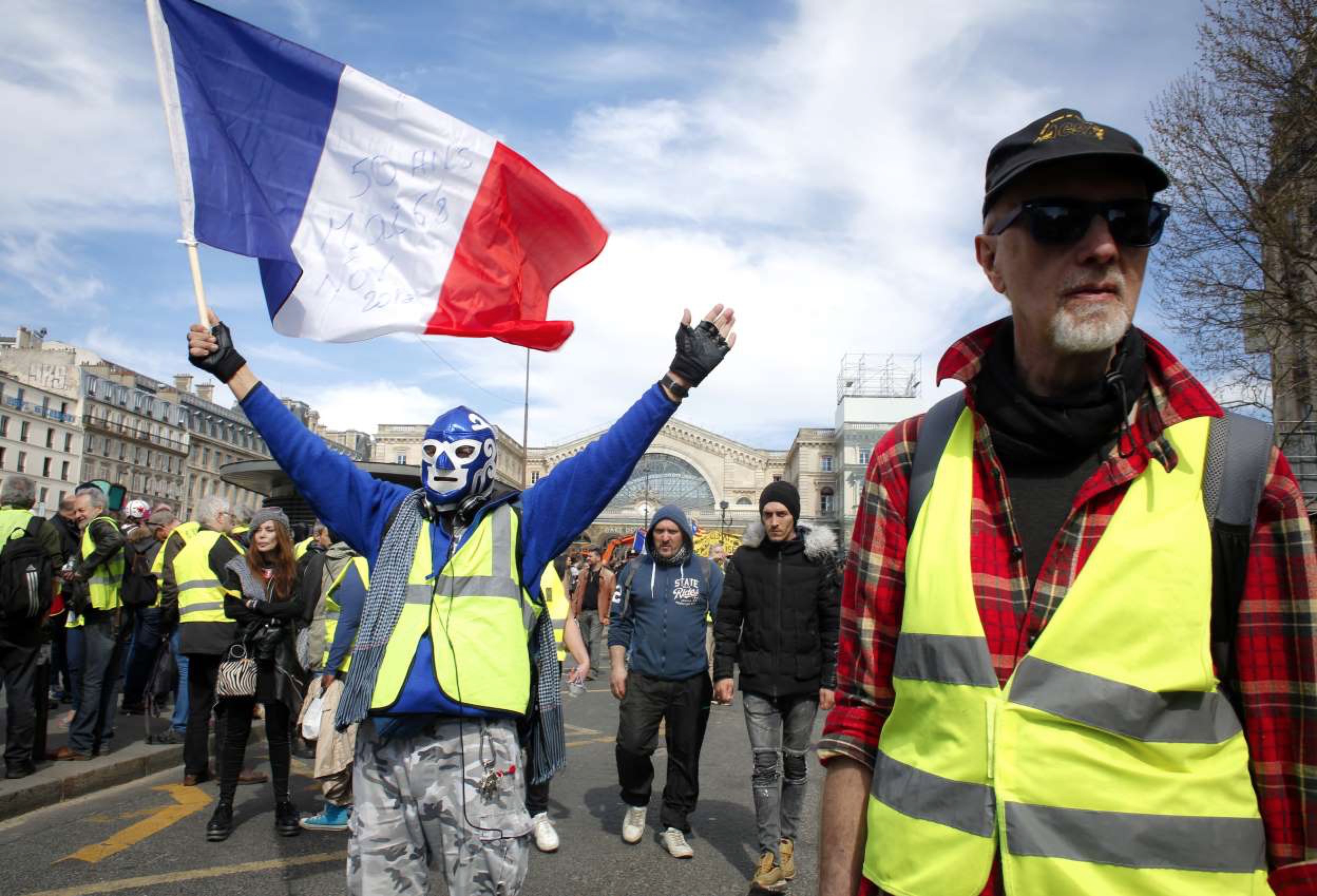 法國「黃馬甲」進行第20周請願抗議，參與人數再降低 國際 第1張