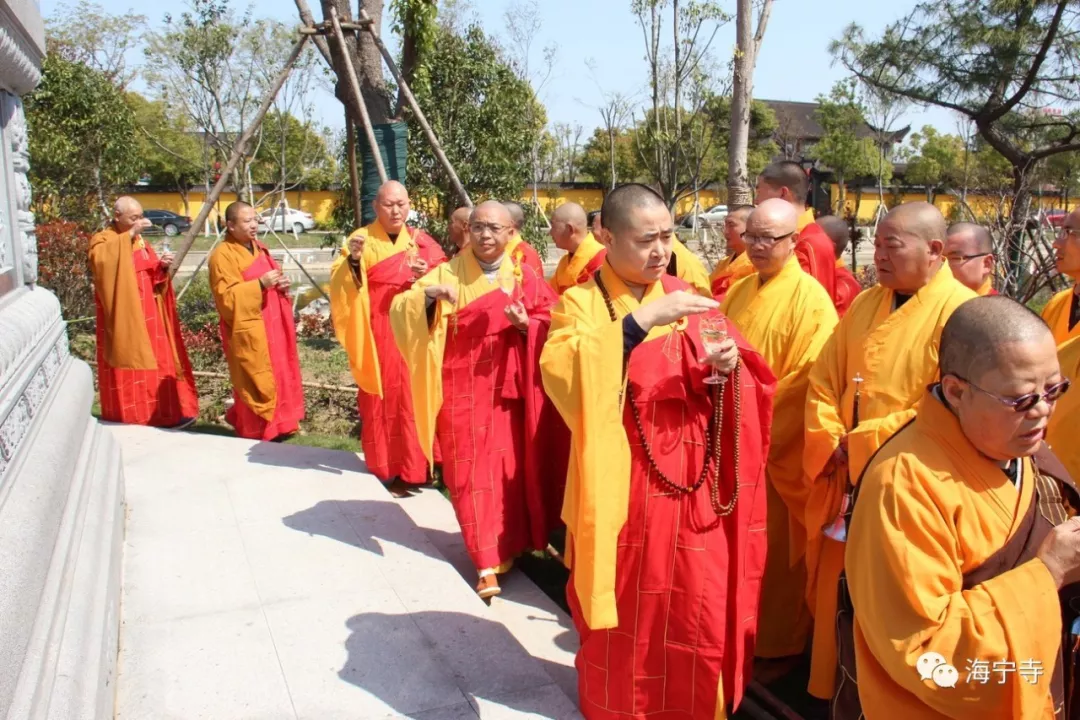 心如大和尚,海门当地法光寺隆旭法师,兴隆寺自定法师,绍隆寺计开法师