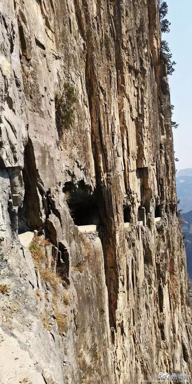 晋城陵川悬崖上的一条天路——昆山挂壁公路