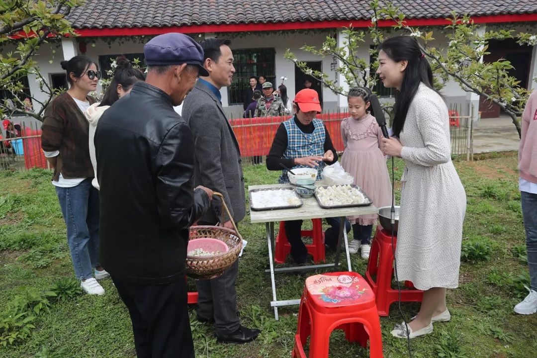 东乡千树梨花开,梨花美食引客来