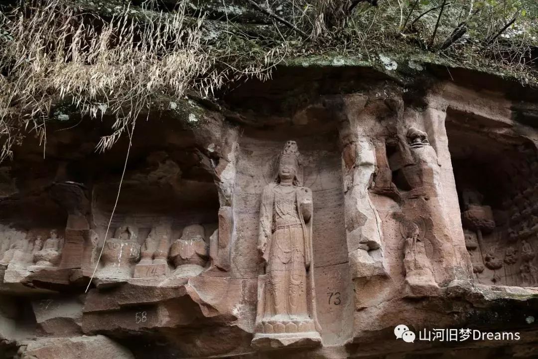 唐代精美的摩崖造像郑山刘嘴摩崖石刻