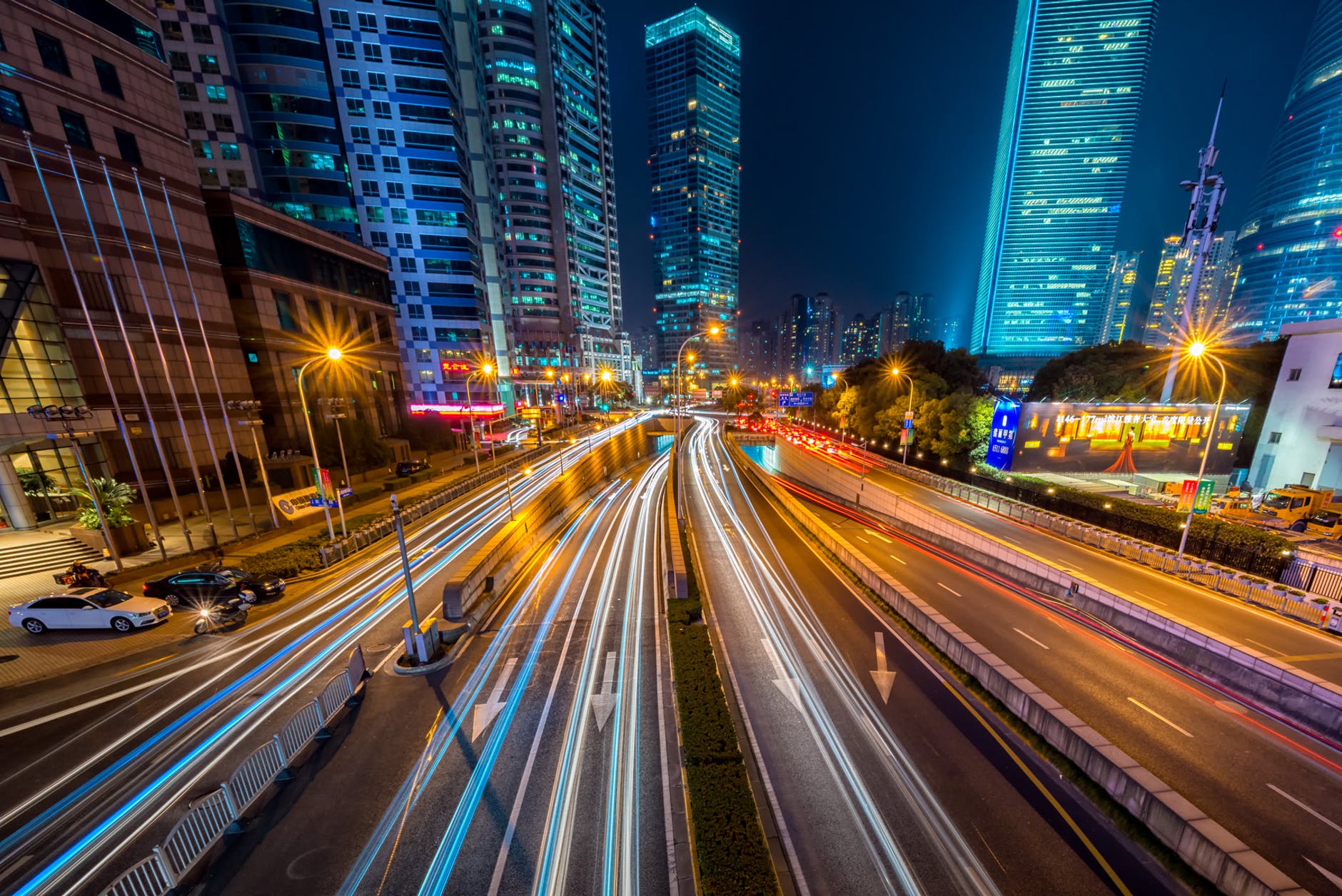 人口大城市_大城市夜景