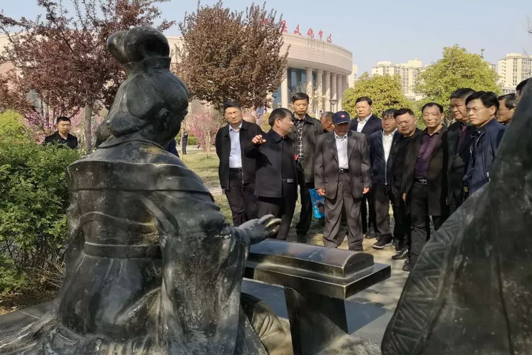 省外楼氏宗亲到杞县寻根祭祖