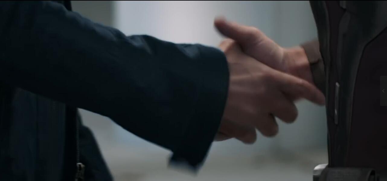 《復聯4》新預告，美隊鋼鐵人握手言和，三英戰薩諾斯！ 娛樂 第5張