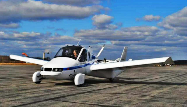 原創 吉利創作創造遨遊翱翔汽車，40秒就可以展開機翼，續航900千米 科技 第4張