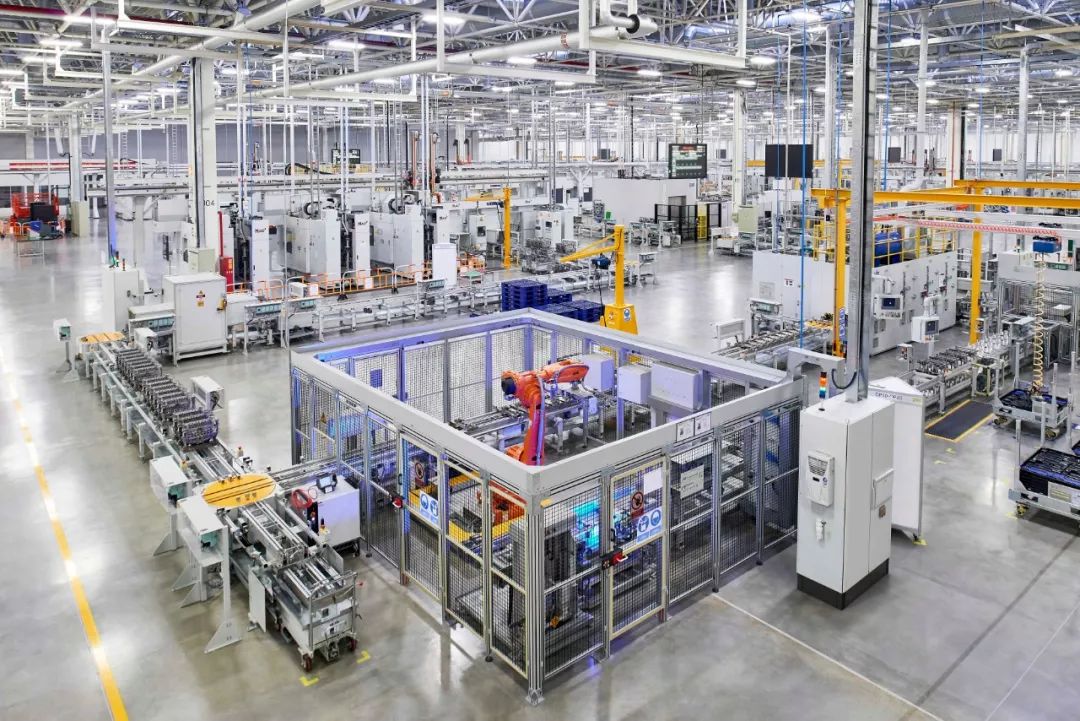 奇瑞捷豹路虎常熟工厂发动机工厂:机械加工自动化率高达100%