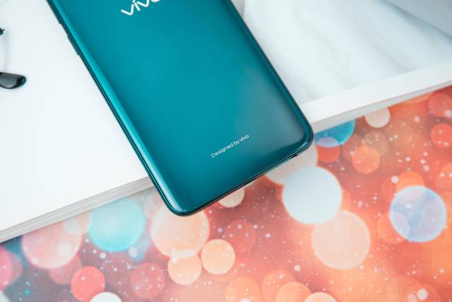 切身驗證vivo Z3翡翠色實力：時尚+流暢+耐用，同價位難出其右！ 科技 第3張