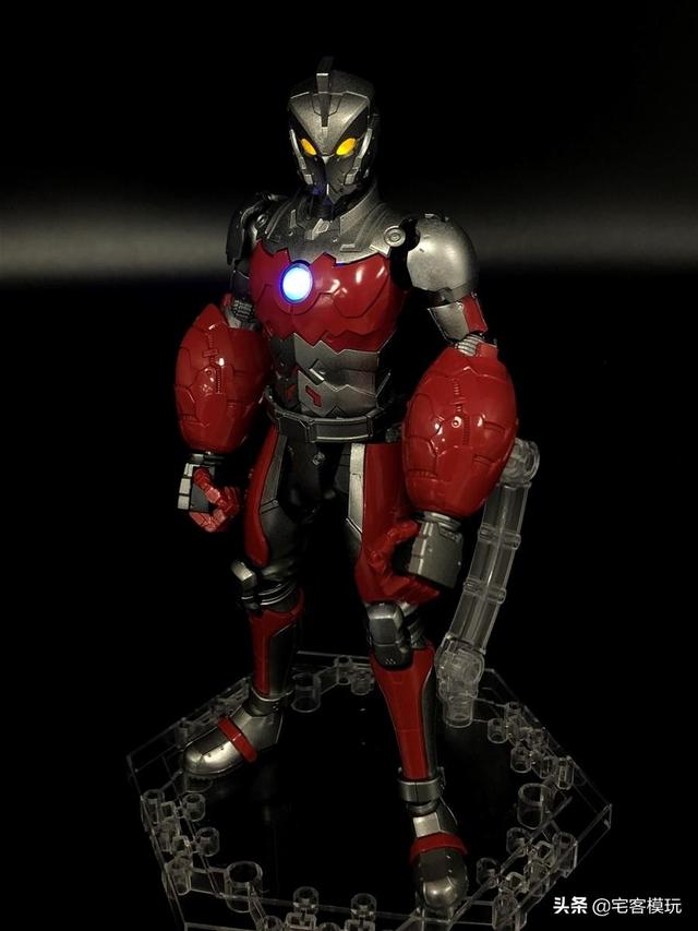 模玩资讯:figure-rise standard 1/12 ultraman suit