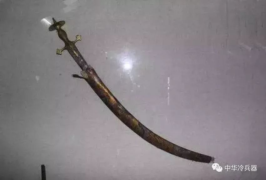 内蒙古博物馆的元朝弯刀