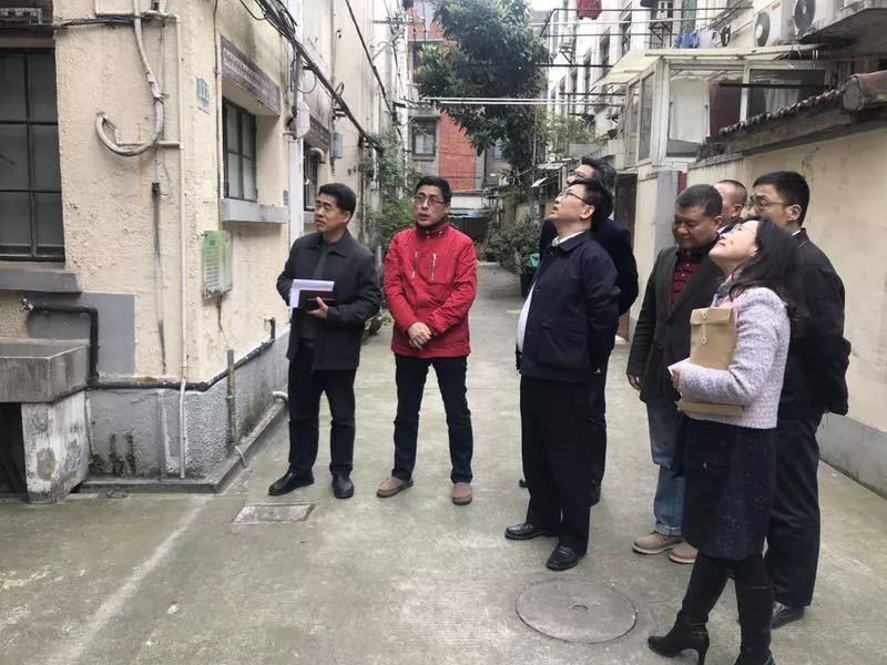 【关注】区委副书记陈华文来江苏路街道调研垃圾分类工作