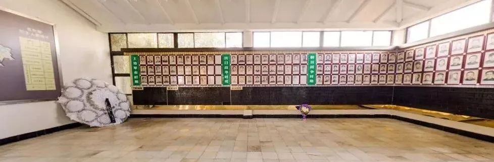 陵园纪念馆建筑面积1118平方米,分门厅,导厅,瞻仰厅,陈列厅,报告厅五