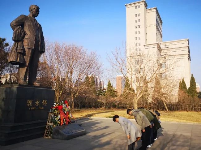 4月4日是"两弹一星"元勋,南开杰出校友郭永怀诞辰110周年纪念日.