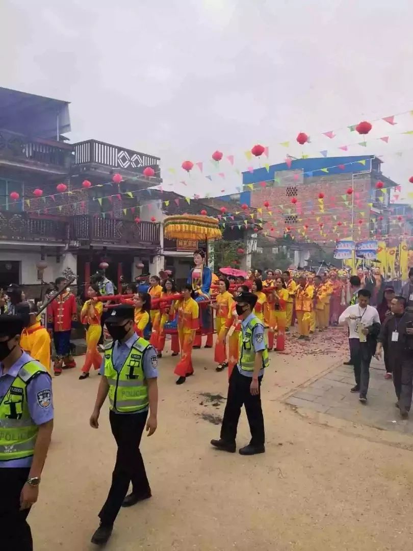 今天上万游客齐聚罗波精彩合集明天武鸣将惊艳登场微今日武鸣