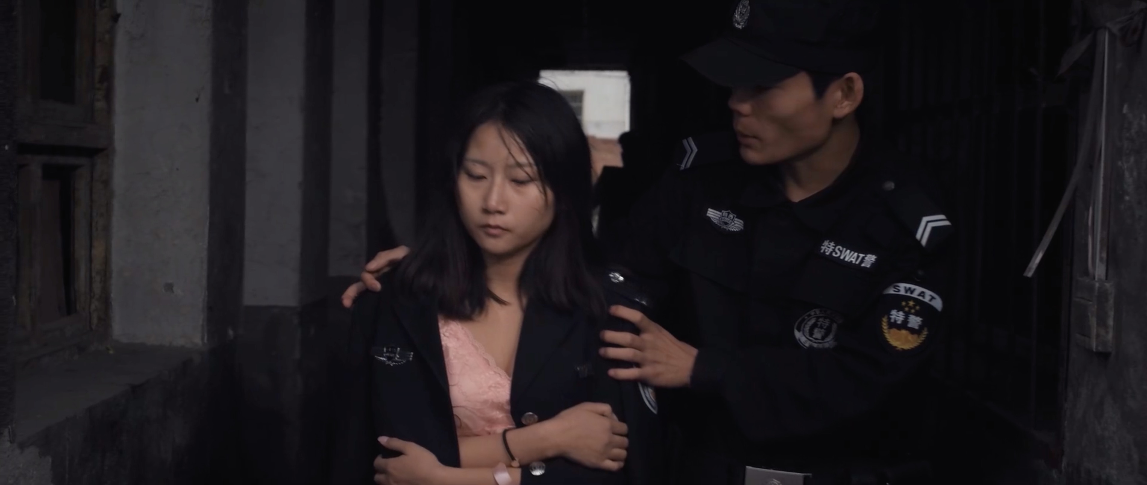 《拳脚刑警：唐人街》[2015韩国动作犯罪片][720pHD高清中字]_爱努努