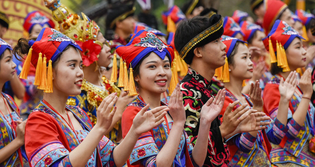 壮族多少人口_广西汉族和壮族人口多少(2)