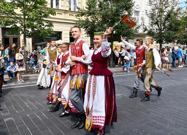 最炫民族风!立陶宛独立100周年欢乐庆典纪实