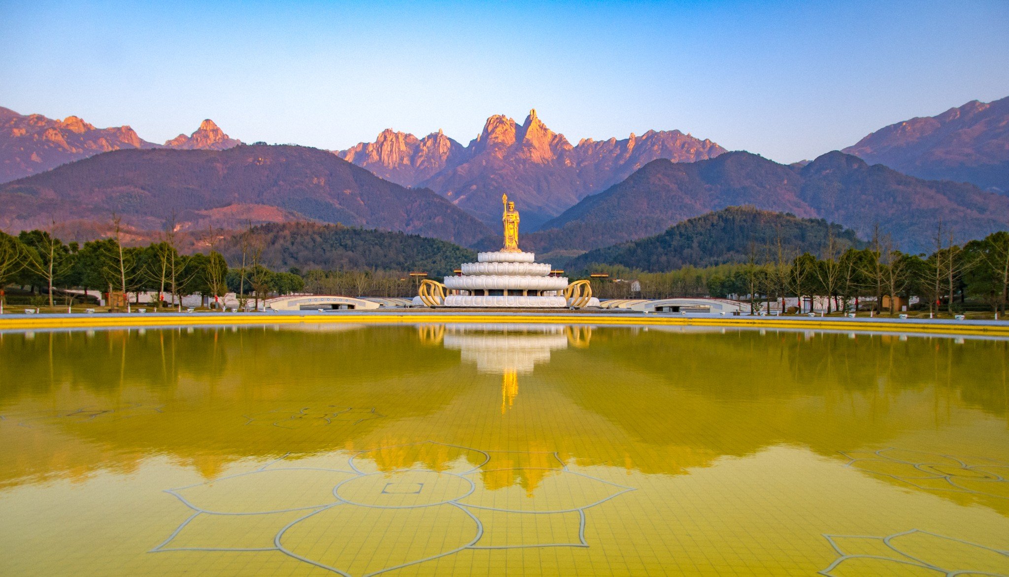 盘点中国佛教四大名山,其中有一座为世界五大佛教圣地