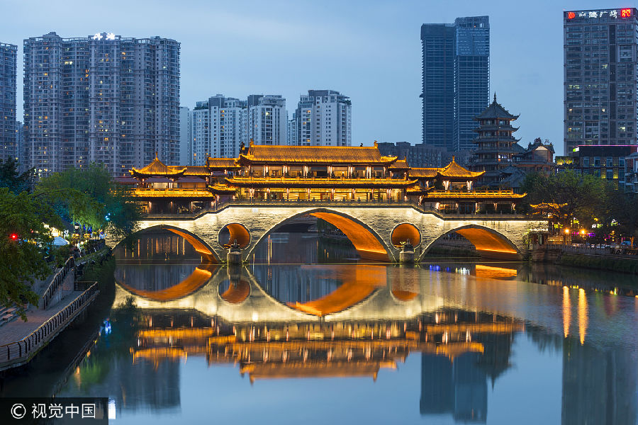 中国必去的几个城市 你去过没?_大熊猫栖息地
