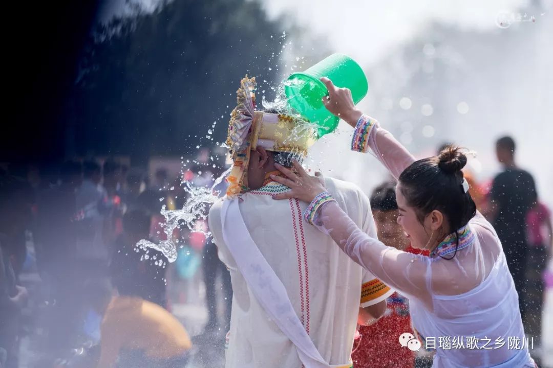 风情德宏德宏今天开启泼水节狂欢季附最全日程