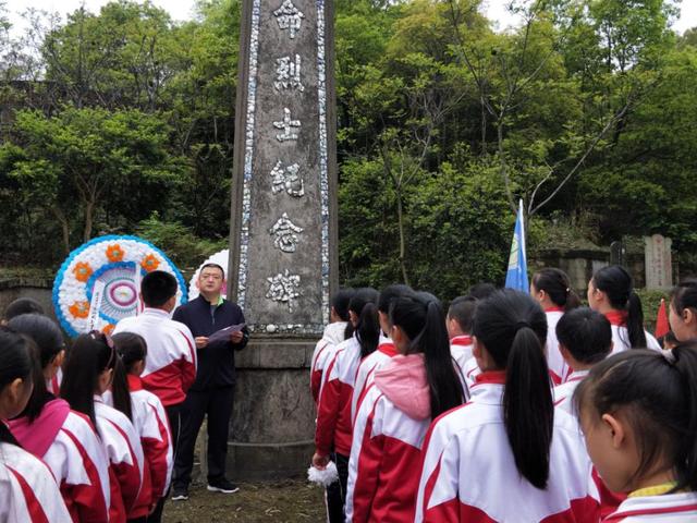 隆昌市石碾镇有多少人口_隆昌市响石镇牌坊图片