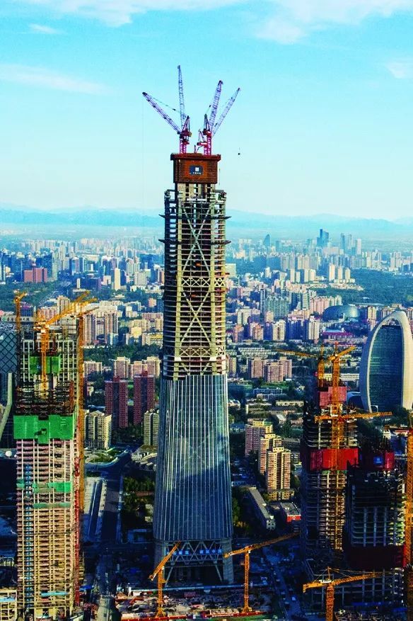 "空中造楼机"又火了!刷新中国速度,四天盖起一层楼