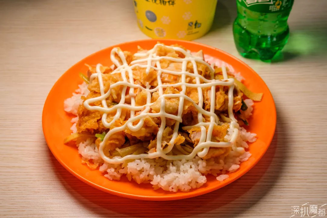 南汇大学城近半数店家关门!再见,科教园区!再见