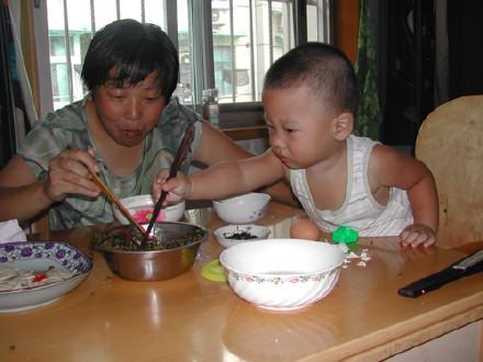                     孩子6岁前，这4件损伤脾胃，易生积食的事，你忽略了几件？