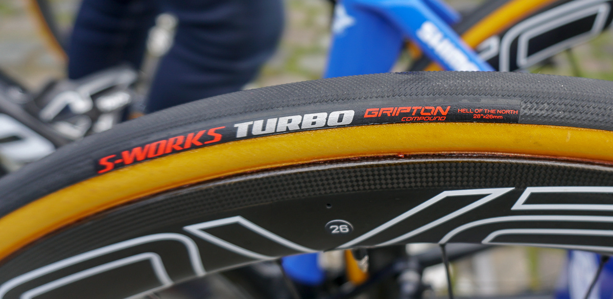 怎么当职业车手 52fdb59a209e4624bca6bc2e8c49301b.jpeg