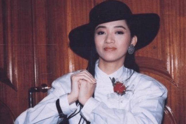 梅艳芳去世16年,95岁母亲拄拐泪奔公开她隐私,刘德华无言 性交网站