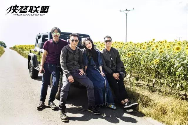 爱当导演的俊美男子——冯德伦