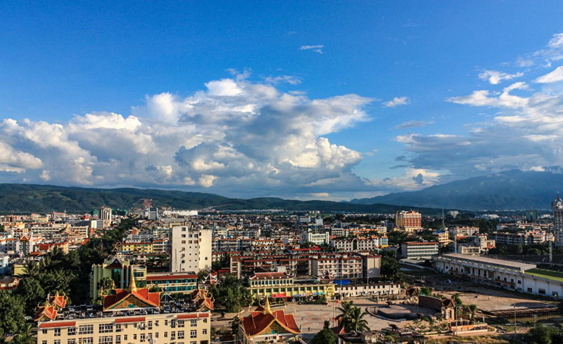 西双版纳人口土地面积_西双版纳风景图片(2)