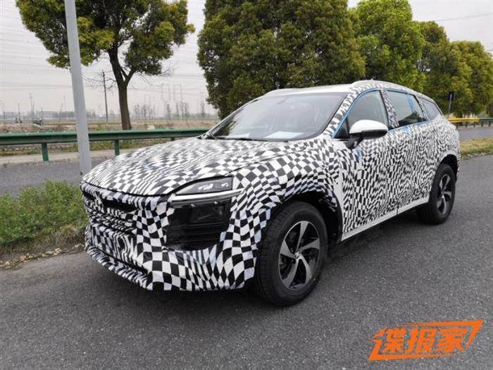 上海车展发布 众泰全新紧凑型SUV谍照 九州官网娱乐