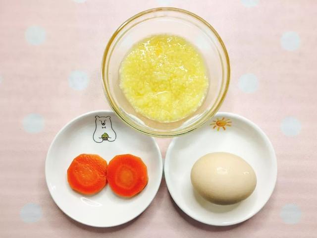                     原创            每天过得像打仗一样？可以这样做快手鸡蛋羹，好吃又营养！