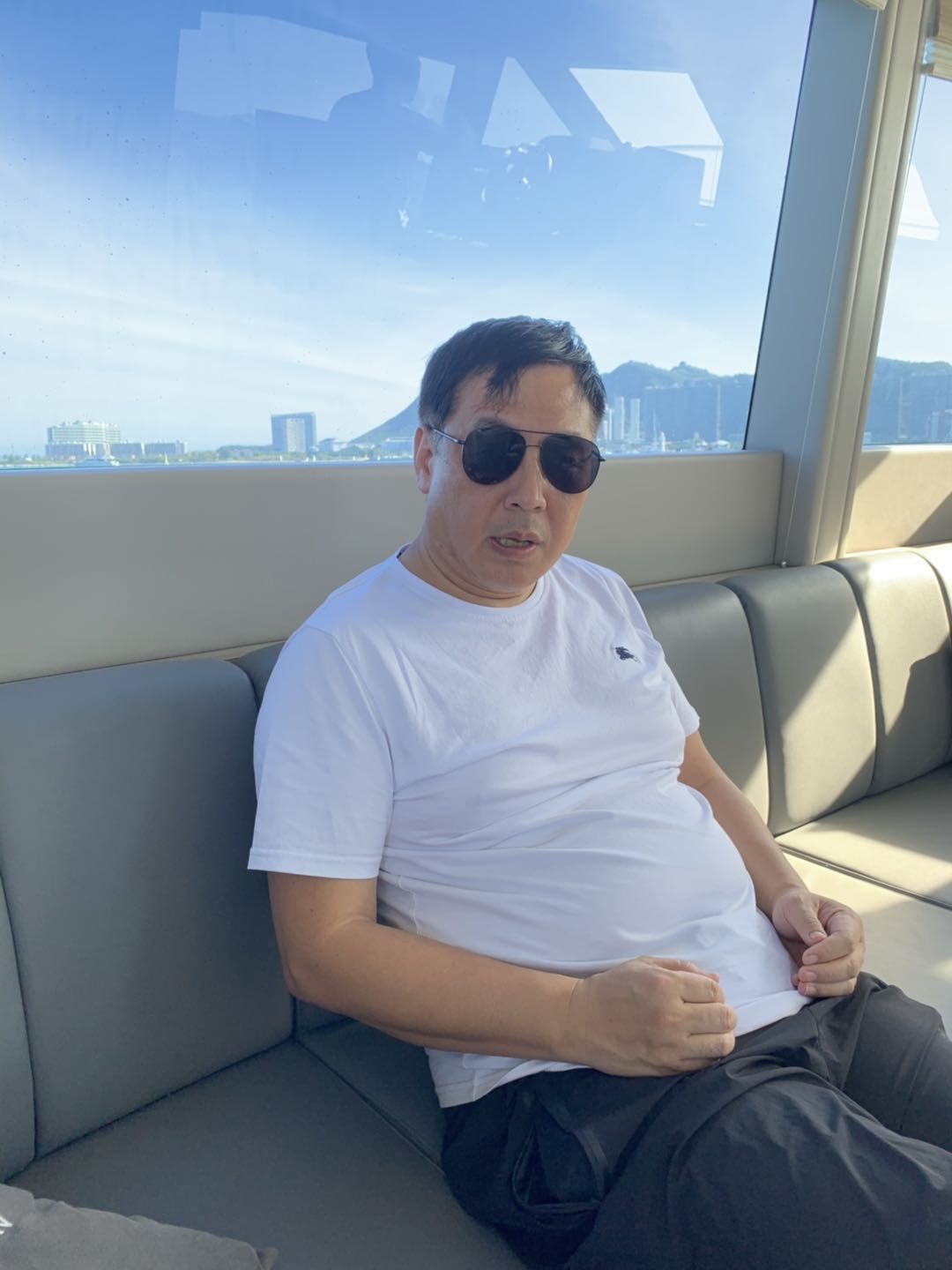 中国巴菲特李鸿恩:通过努力工作提高心性,磨练灵魂 bt365游戏app