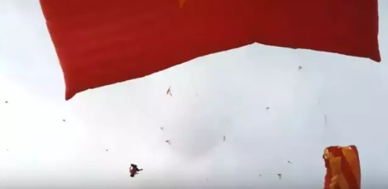                     钧钧妈分享：4月放风筝警告！不要让风筝线成了孩子的“割喉绳”！
