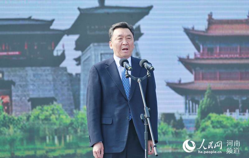 河南省人大常委会副主任王保存致辞