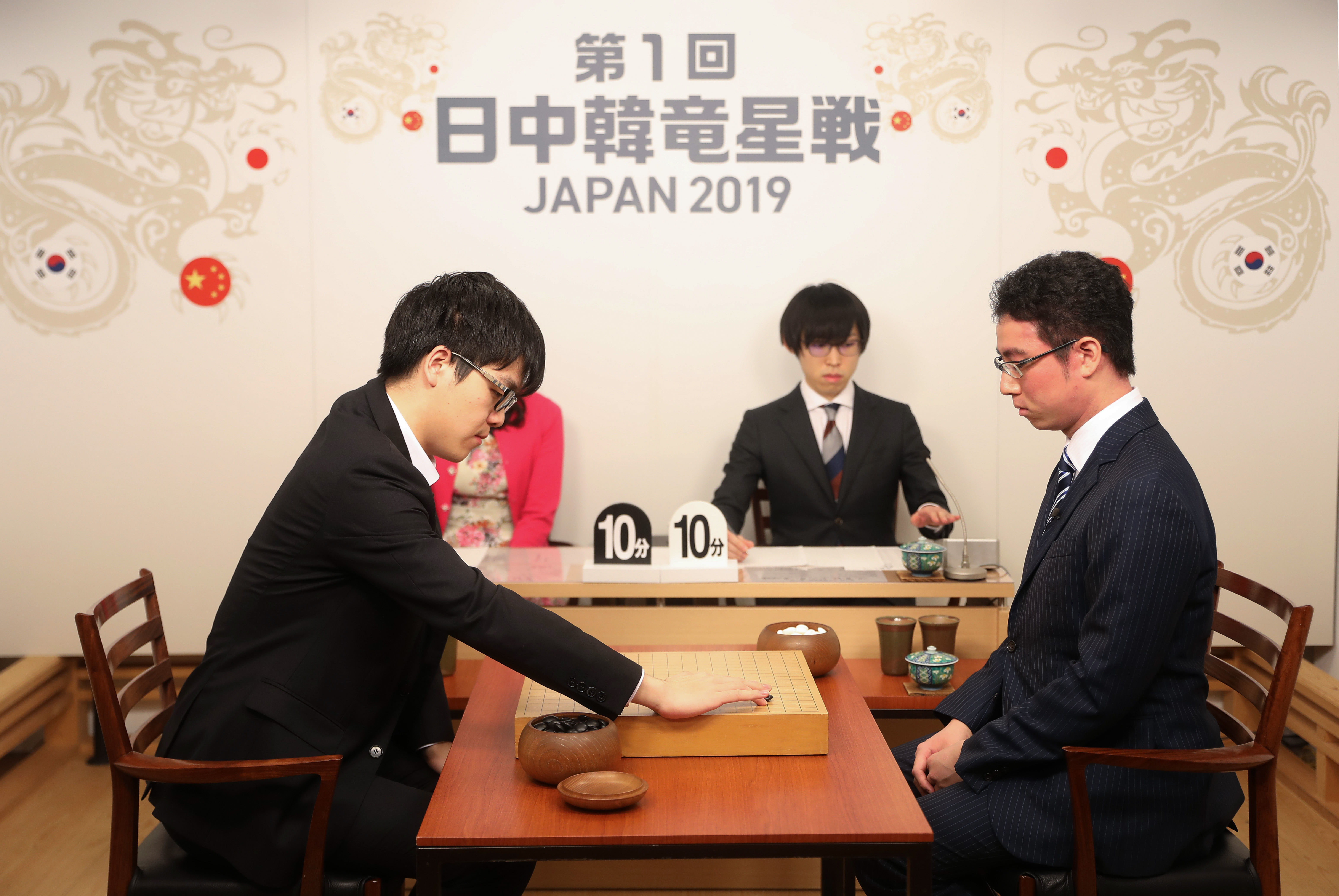 围棋—第一届中日韩龙星战:柯洁不敌一力辽