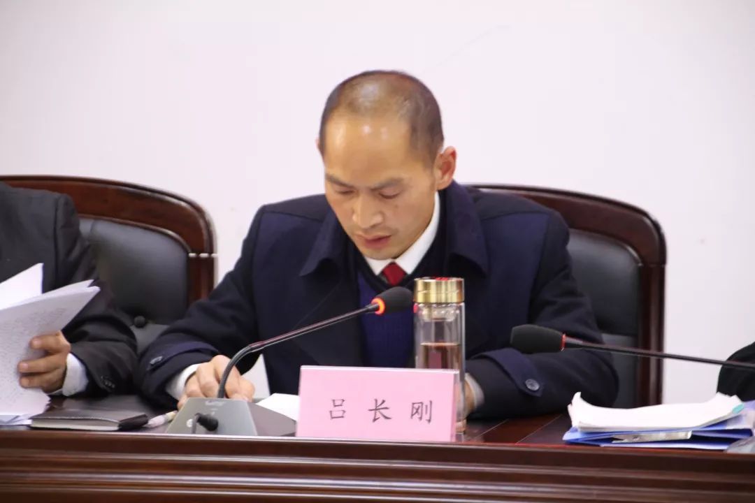 卡若区委常委,组织部部长舒晓煜同志对卡若区2019年基层党建主要工作