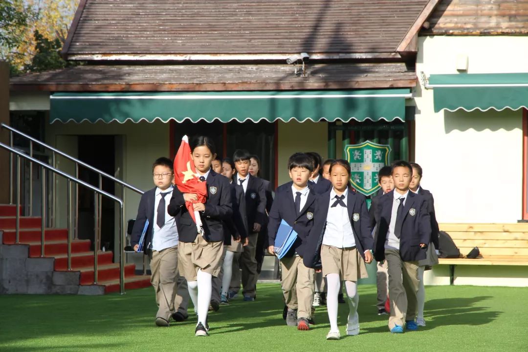 4月13日青岛银河学校小学招生会