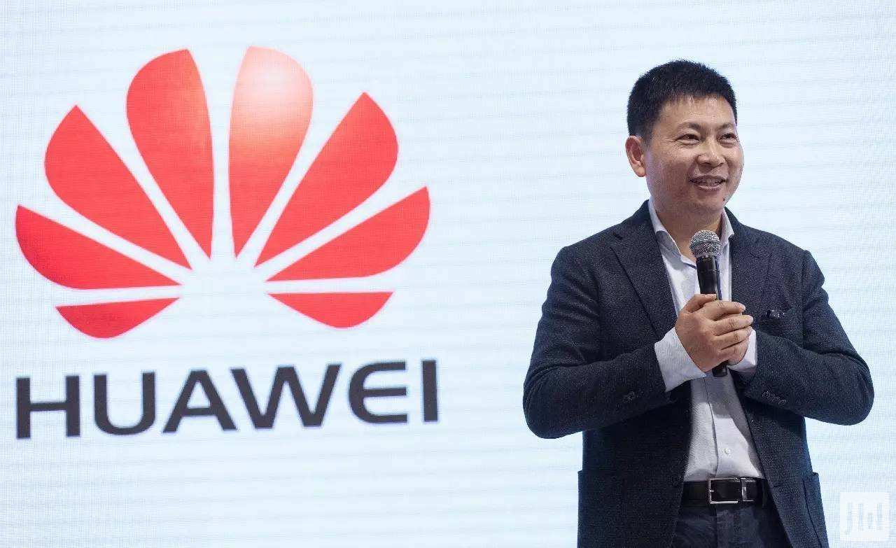 大嘴再惹爭議：Huawei 余承東譏 PC 對手太弱；若生產屏幕 Samsung 也要輸！ 1