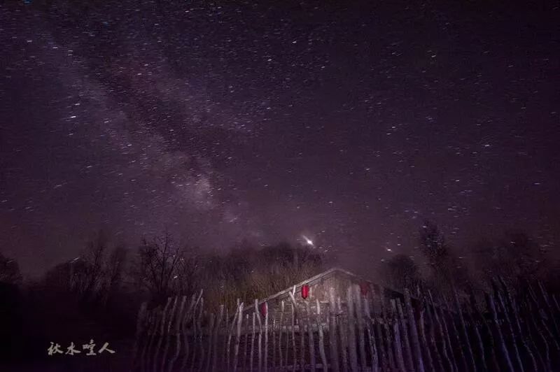 饶河夜空星轨照片 一梦