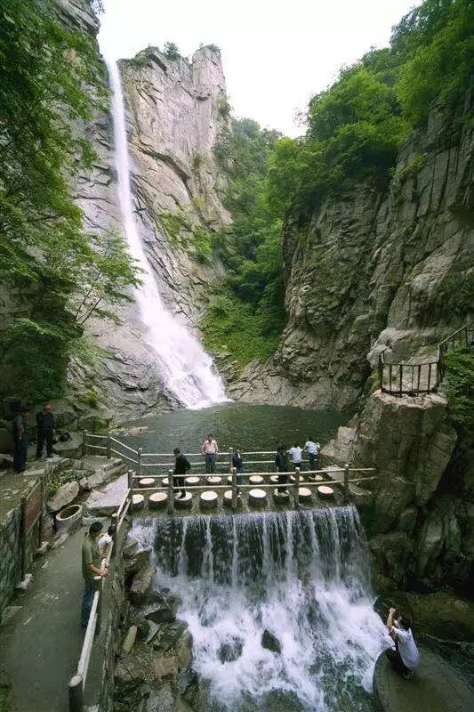 【诗景龙潭峡,满山杜鹃花】第三届杜鹃花节盛大开幕